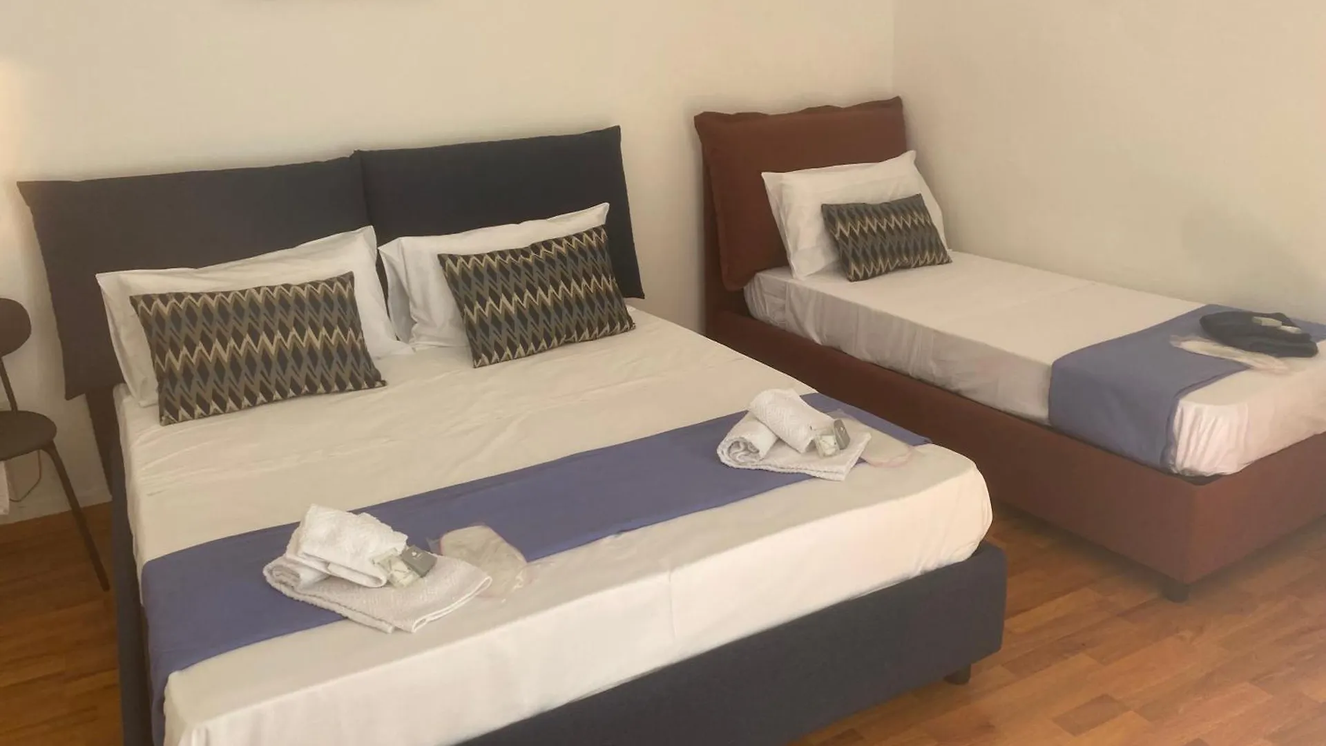Casa vacanze D116 Home - Your Perfect Place Napoli